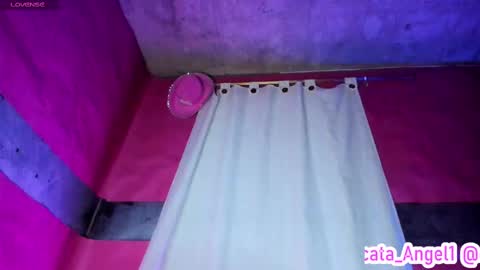 Snapshot of cata_angel1 chatting on 03-08-25, 11:28 Cata Angel online show from 03-08-25, 11:28