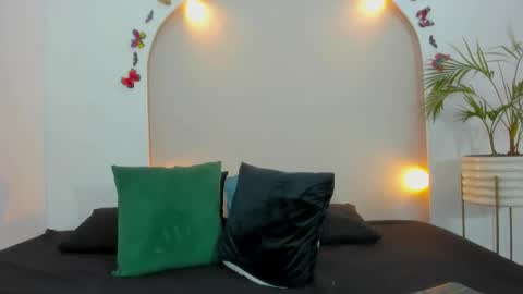 cata_gil1 online show from 11-10-25, 06:18