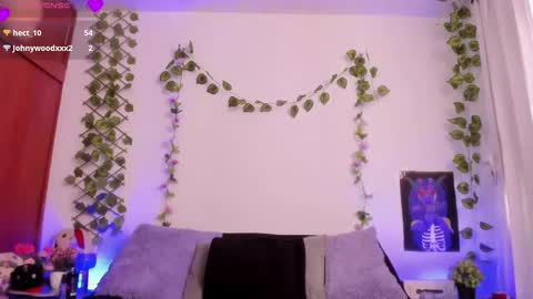 Cata green model independient online show from 09-11-25, 09:04