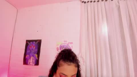 Cata green model independient online show from 02-24-26, 07:12
