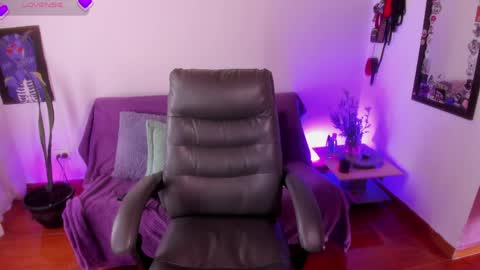 Cata green model independient online show from 05-04-26, 07:21