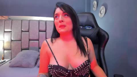 Cata Joness  My schedule 2200 - 0500 GMT -5 online show from 09-23-25, 03:53