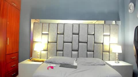 Cata Joness  My schedule 2200 - 0500 GMT -5 online show from 10-29-25, 10:39