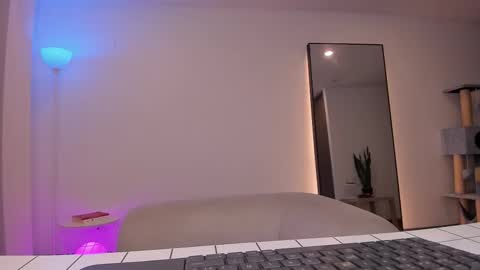 cata_n_cami online show from 11-02-25, 03:09