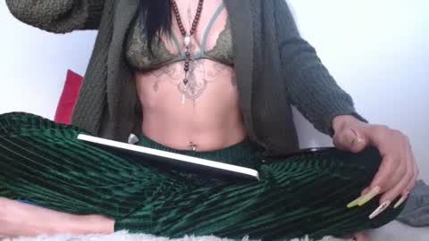 cata_sexy2410 online show from 03-08-25, 12:33