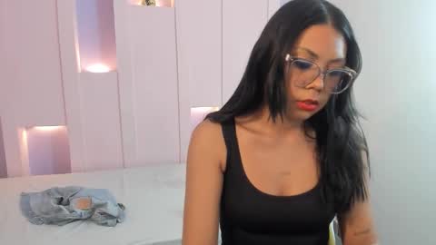 Snapshot of catagreen chatting on 11-15-25, 08:27 catagreen online show from 11-15-25, 08:27