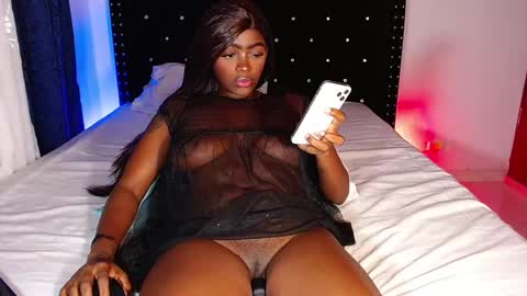 Snapshot of cataleeya_a chatting on 10-07-25, 09:12 online time Colombia 1130 am 630 pm online show from 10-07-25, 09:12