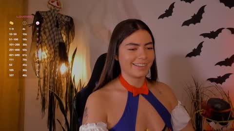 Snapshot of catalella_01 chatting on 10-25-25, 08:36 MACARENA online show from 10-25-25, 08:36