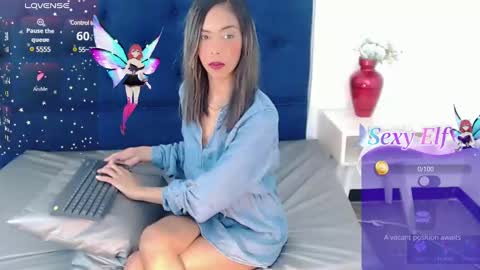 Snapshot of catalella_ar chatting on 03-04-25, 03:22 Queen Catalella online show from 03-04-25, 03:22