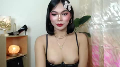 Snapshot of catalenax chatting on 10-16-25, 04:19 CatalenaX online show from 10-16-25, 04:19