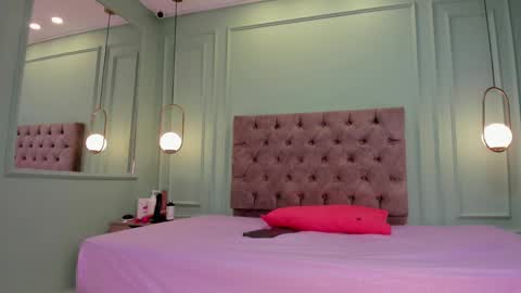 Snapshot of cataleya0320 chatting on 12-07-24, 09:00 Cataleya online show from 12-07-24, 09:00