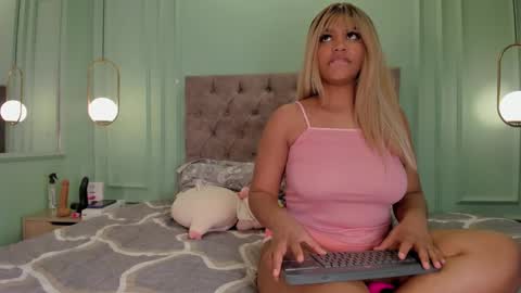 Snapshot of cataleya0320 chatting on 02-09-25, 05:43 Cataleya online show from 02-09-25, 05:43