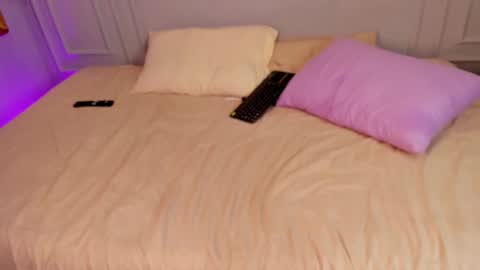 Snapshot of cataleya0320 chatting on 09-21-25, 04:25 Cataleya online show from 09-21-25, 04:25