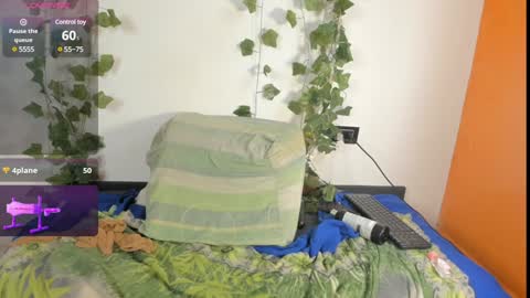 Snapshot of cataleya19__ chatting on 02-06-25, 06:02 cataleya19__ online show from 02-06-25, 06:02