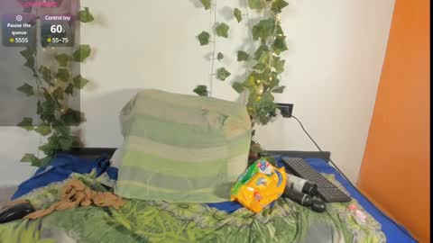 Snapshot of cataleya19__ chatting on 02-07-25, 12:06 cataleya19__ online show from 02-07-25, 12:06