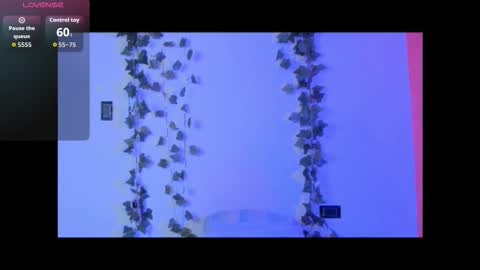 Snapshot of cataleya19__ chatting on 12-23-25, 10:13 cataleya19__ online show from 12-23-25, 10:13