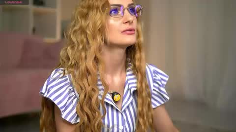Snapshot of cataleya_kirk chatting on 06-09-26, 11:11 cataleya_kirk online show from 06-09-26, 11:11
