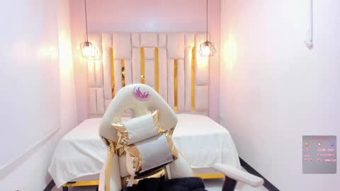 Cataleya online show from 09-14-25, 11:20