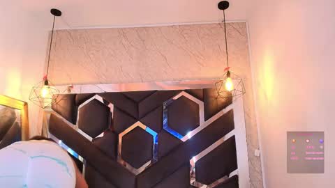 Cataleya online show from 11-25-25, 10:59