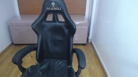 catalina25_t online show from 09-23-25, 08:01