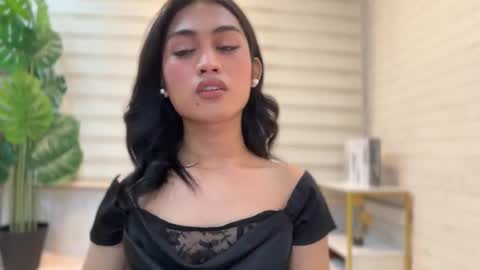 Snapshot of catalina2605 chatting on 10-06-25, 04:48 catalina2605 online show from 10-06-25, 04:48