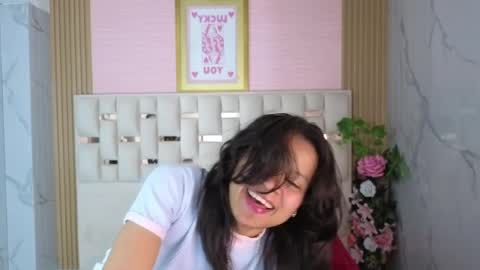 Catalina  online show from 04-28-26, 03:00