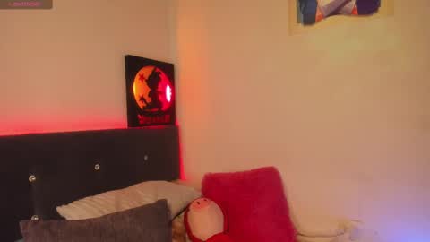 catalina_ferrinii online show from 03-07-25, 01:40