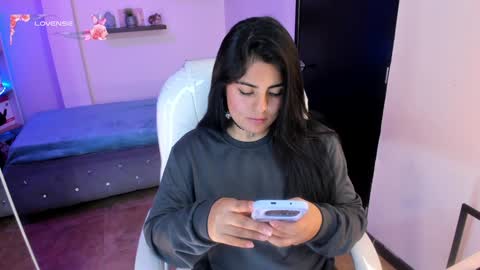 Snapshot of catalina_naughtyy chatting on 12-07-24, 12:52 Catalina online show from 12-07-24, 12:52