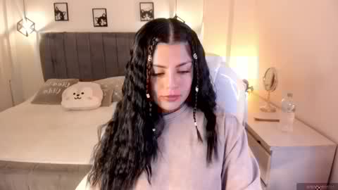 Snapshot of catalina_naughtyy chatting on 09-18-25, 02:57 Catalina online show from 09-18-25, 02:57