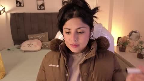 Snapshot of catalina_naughtyy chatting on 10-12-25, 03:05 Catalina online show from 10-12-25, 03:05