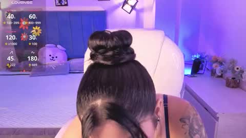 Snapshot of catalina_naughtyy chatting on 10-26-25, 12:49 Catalina online show from 10-26-25, 12:49