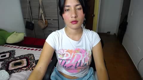 catalinahounn online show from 02-18-25, 03:10