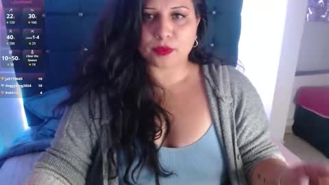 Snapshot of catalinajane1 chatting on 12-19-25, 04:19 catalinajane1 online show from 12-19-25, 04:19