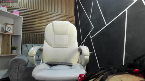 Snapshot of catalinamartinezz_ chatting on 02-09-26, 01:15 catalinamartinezz_ online show from 02-09-26, 01:15