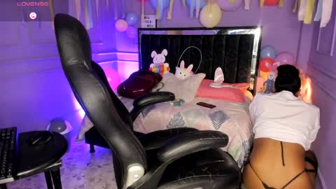 catalleya_f online show from 04-04-26, 08:17