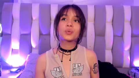 Cat  online show from 12-06-24, 09:13