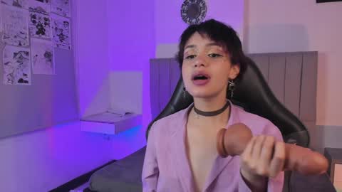 Cat  online show from 01-22-25, 12:27