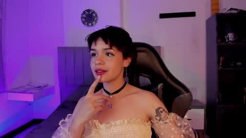 Cat  online show from 01-24-25, 12:09