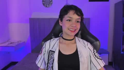 Cat  online show from 03-08-25, 08:03