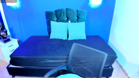  Mia   online show from 12-03-24, 03:09