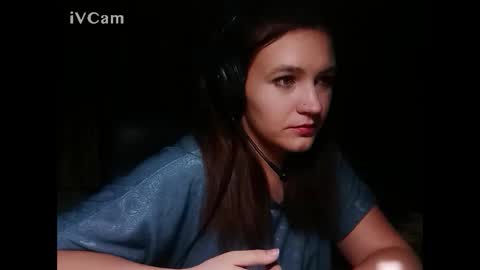 Snapshot of catchymary chatting on 03-10-25, 01:34 catchymary online show from 03-10-25, 01:34
