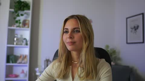 catecrago  online show from 02-11-25, 02:02