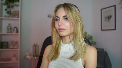 catecrago  online show from 02-18-25, 02:06