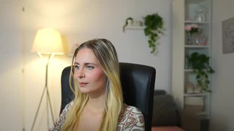 catecrago  online show from 09-15-25, 01:11