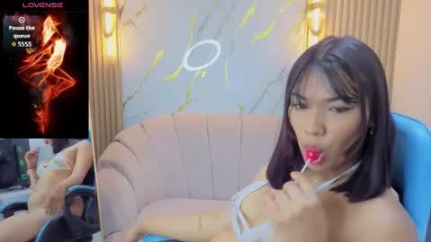 Snapshot of catherine_b_ chatting on 10-11-25, 08:29 catherin online show from 10-11-25, 08:29