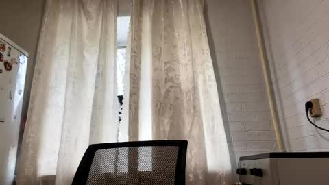 catherinepirs online show from 05-05-26, 07:38