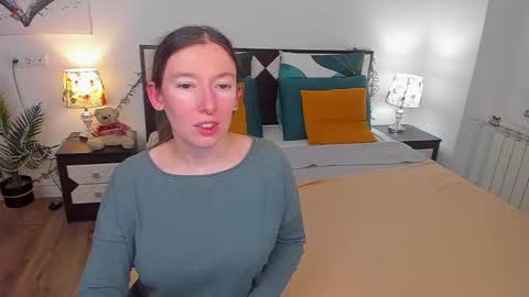 Catrin online show from 02-08-25, 03:08