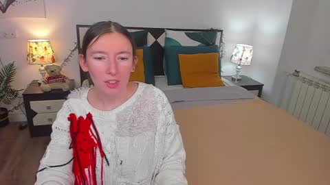Catrin online show from 02-10-25, 03:35