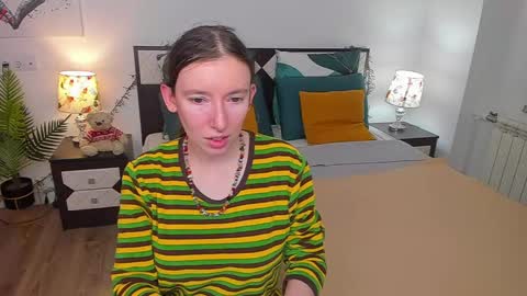 Catrin online show from 02-27-25, 04:09