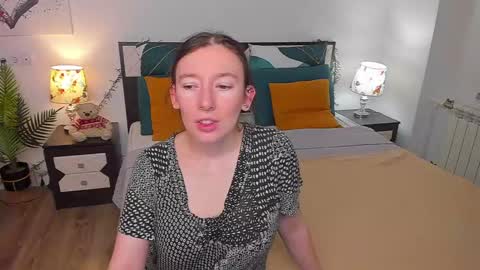 Catrin online show from 03-12-25, 02:20